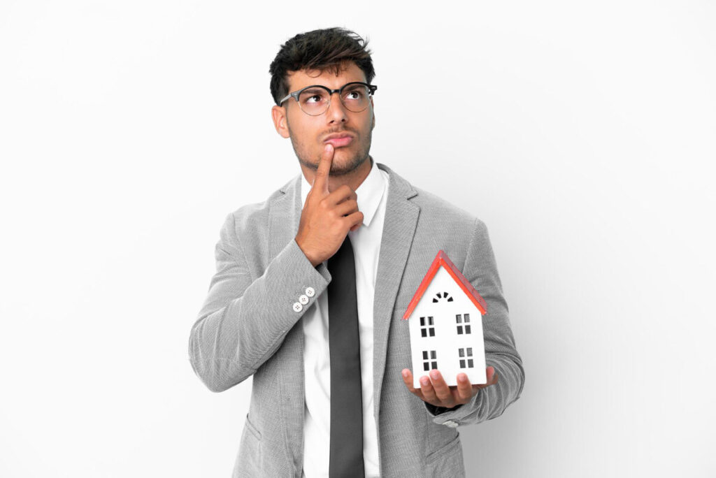 Questions-to-Ask-Real-Estate-Agent-When-Buying-a-House